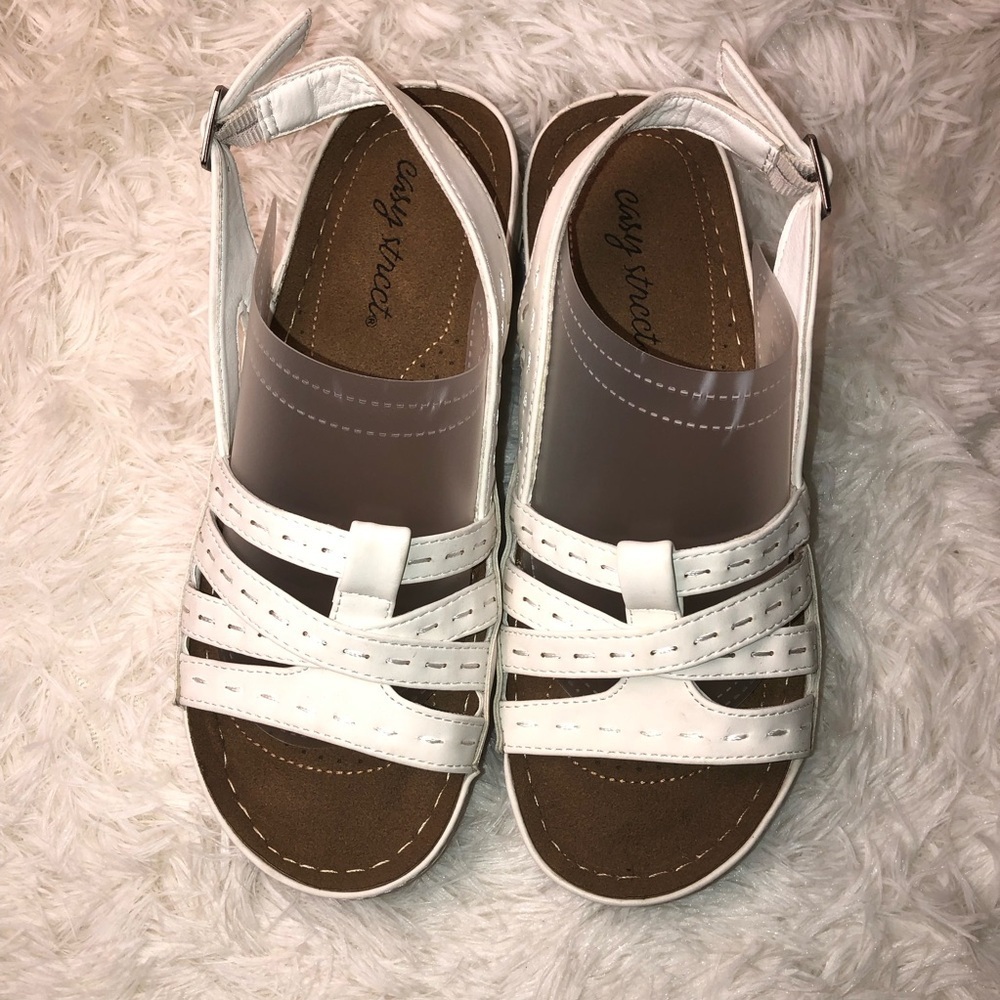 Easy Street White Women's Sandals size 6.5 NWOT - Picture 3 of 9